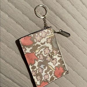 Keychain wallet